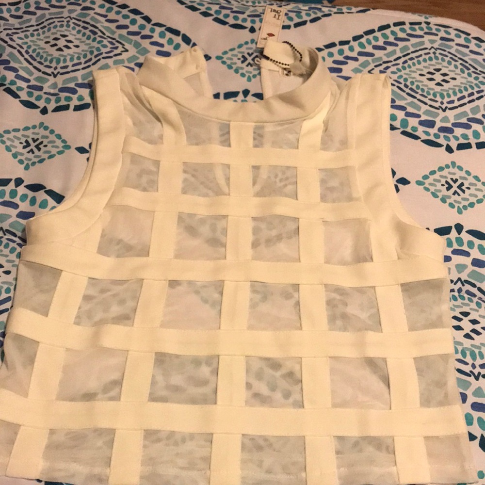 White crop top